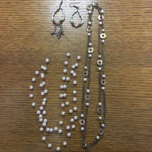 Gold and Pearl Jewelry Set (3 piece)